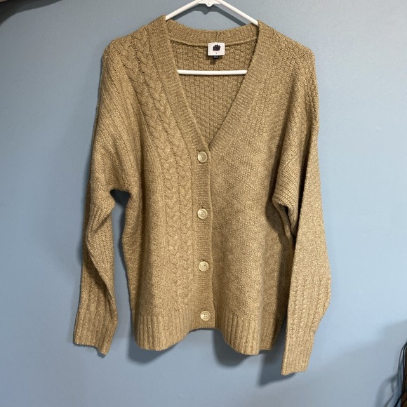 CAbi Sweaters - Cabi Neighbor Cardigan Oversized Tan Knit Button Front Sweater 4474 Small
